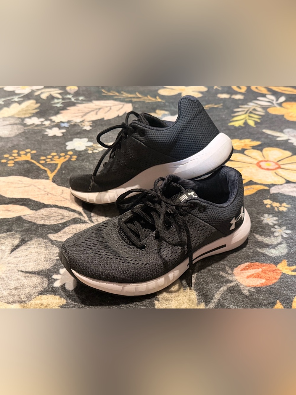 Under Armour Women’s Athletic Knit Running Shoes - Size 5